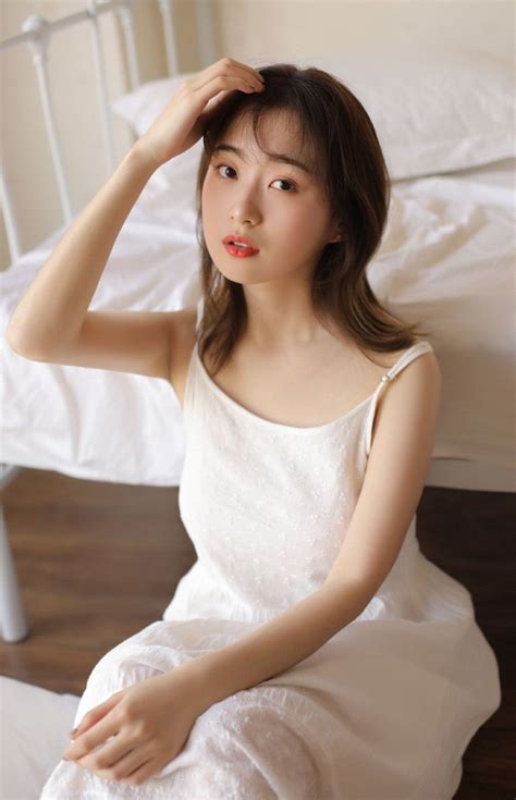 梁朝伟 喂鸽子